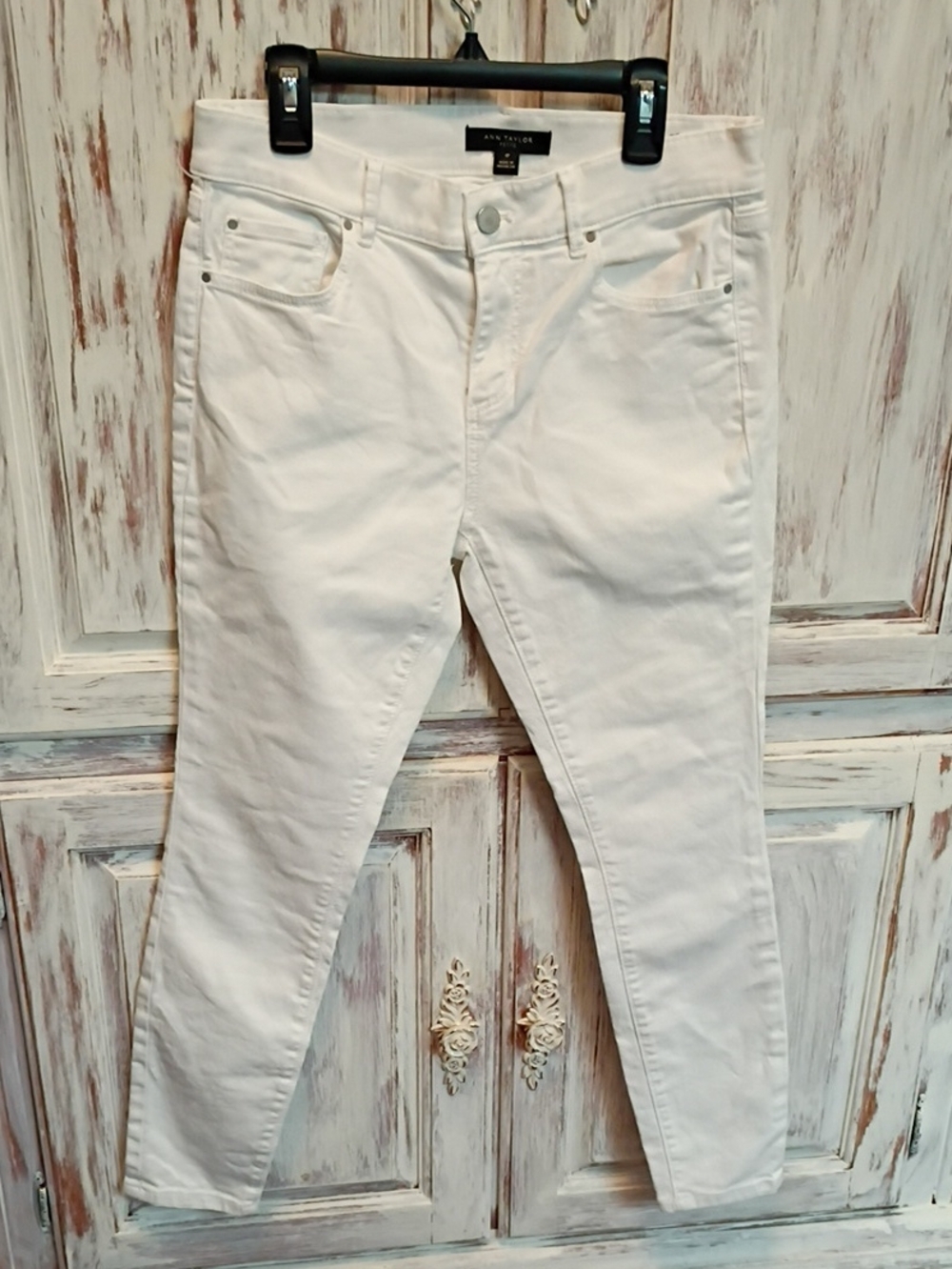 Ann Taylor White Skinny Jeans - Modern Slim Fit
